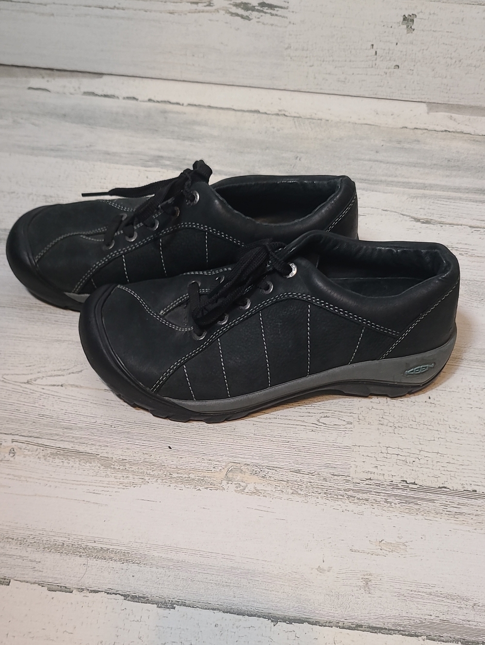 Keen Presidio Womens US 9.5 Casual Hiking Shoe Classic Oxford Lace Black